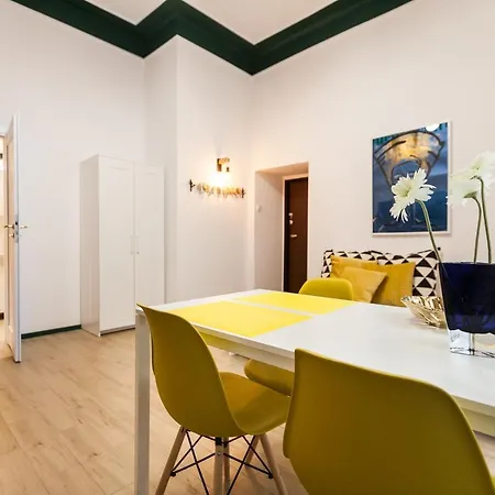 Vintage Senacka Daire Krakow